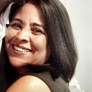 Meet your Posher, Anisa anendri